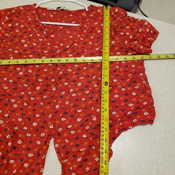 Madewell Novel Tie-Front Top in Prairie Posies Red Short Sleeve V-Neck Size Larg - Picture 8 of 8